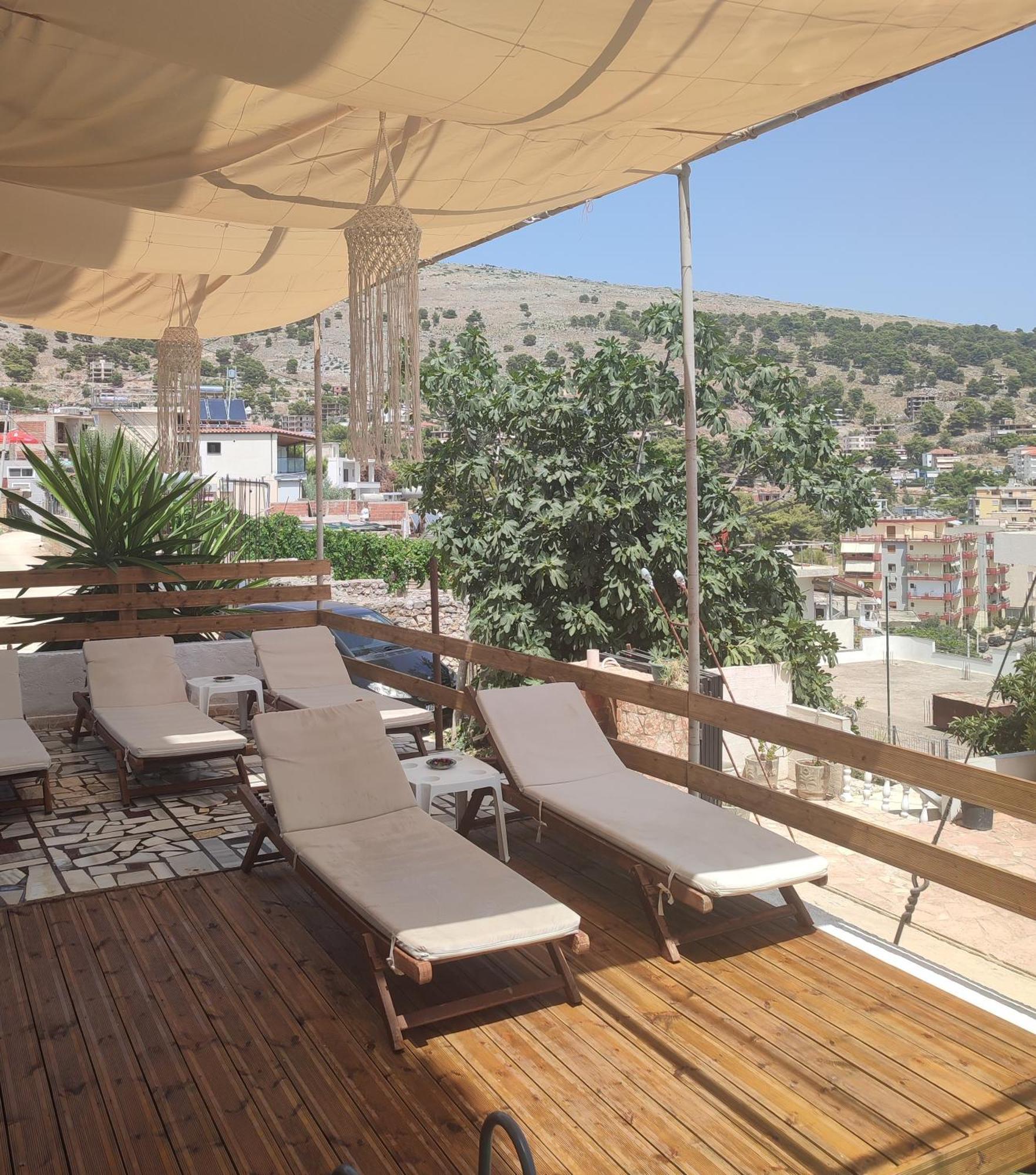 Apartments Sadiku With Sea View Sarandë Exterior foto